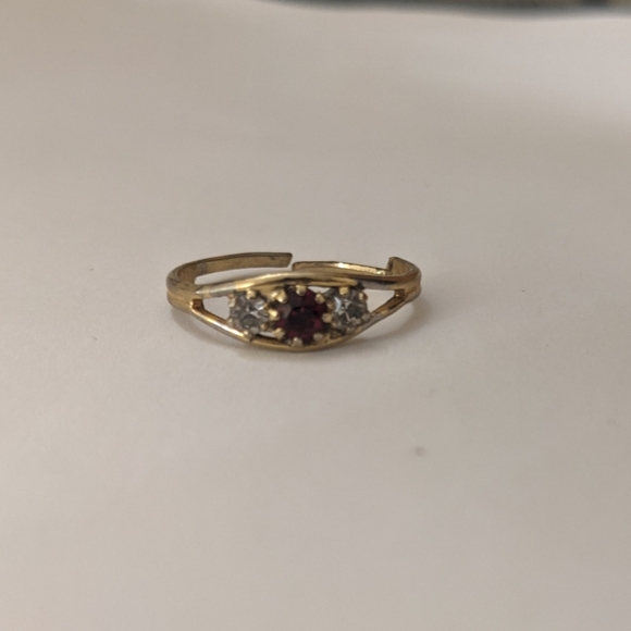 Gold Coloured Ring with Silver and Red Stones - Picture 2 of 4
